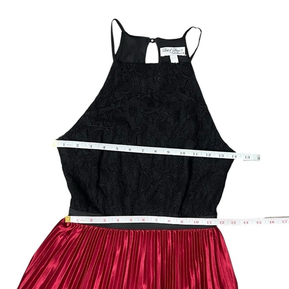 Lots of Love by Speechless Black & Red Pleated Dress - Size Small - Picture 9 of 11